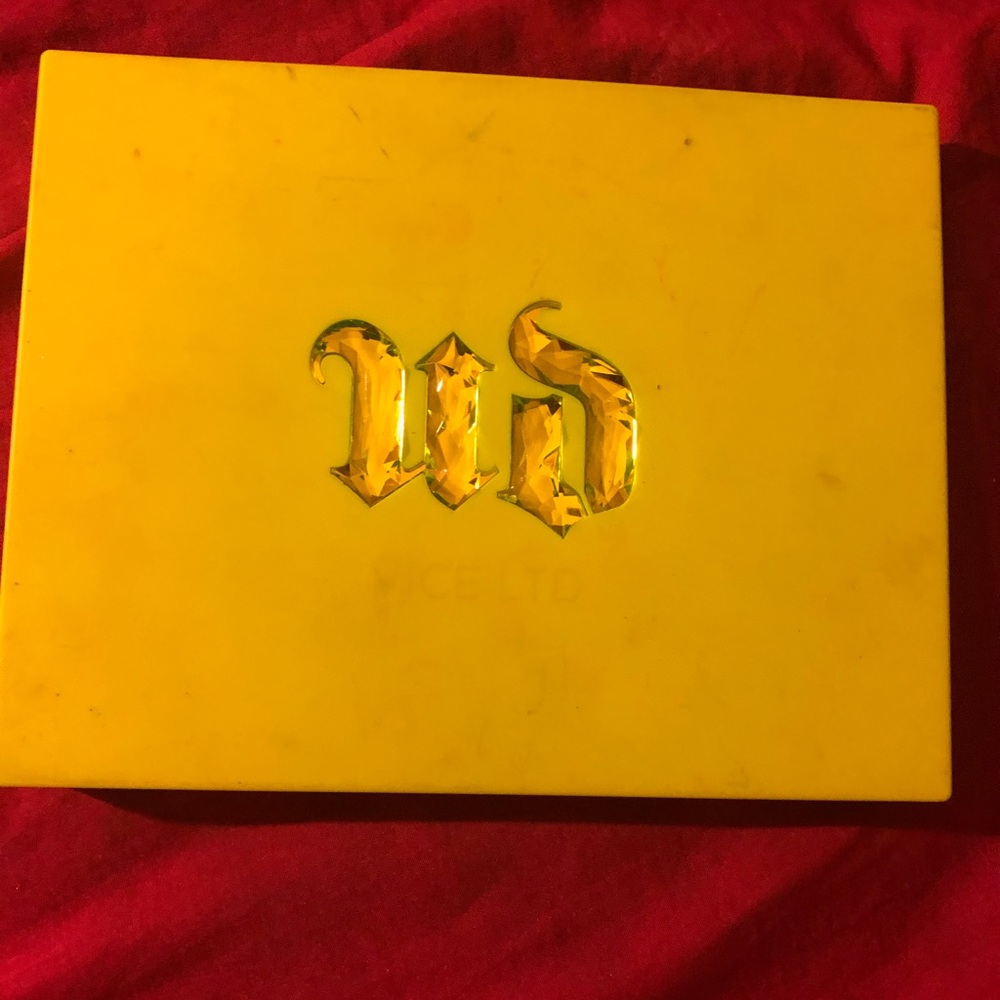 Urban Decay eyeshadow
